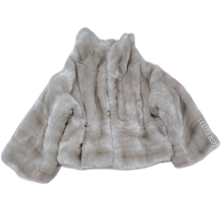 Gap vegan faux fur cropped jacket short sleeve in a stylish light gray Size XS / S