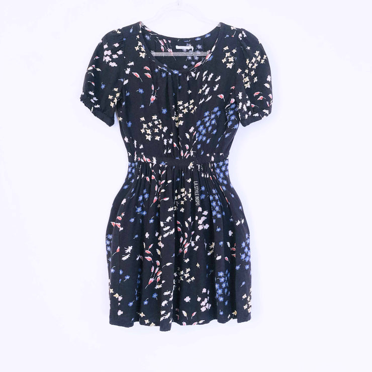 Urban Outfitters Floral Dress Size Small