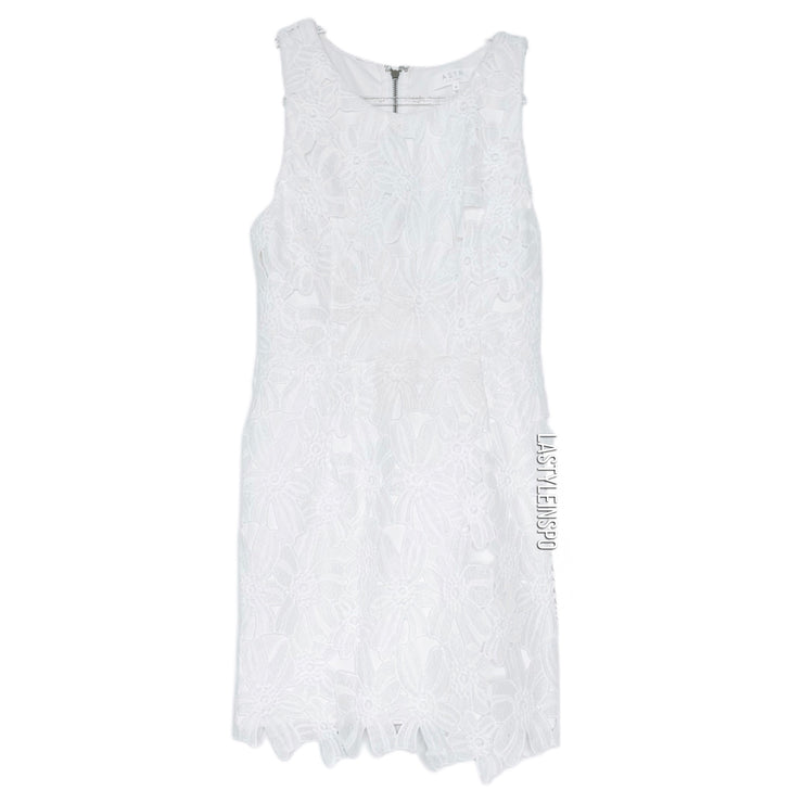 ASTR The Label White Lace Floral Mini Dress Size Medium La Style Inspo ASTR The Label White Lace Floral Mini Dress Size Medium La Style Inspo