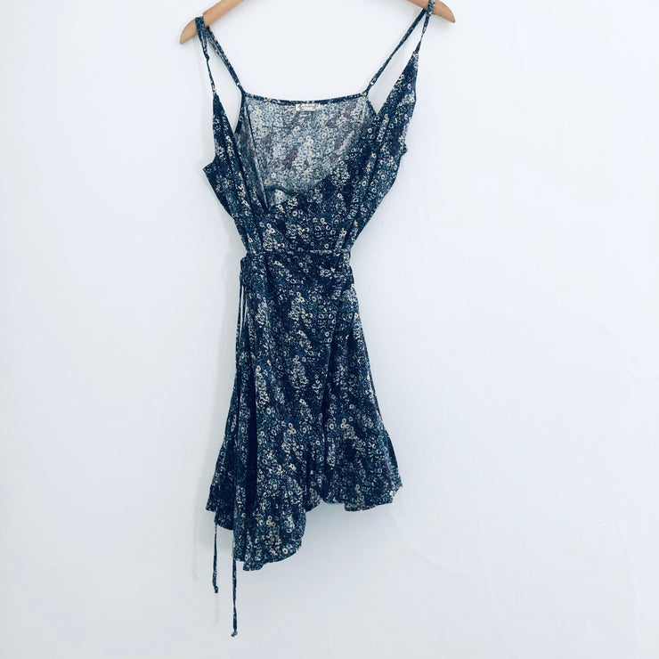 Free People Wrap Dress Ruffled Edge Size Small